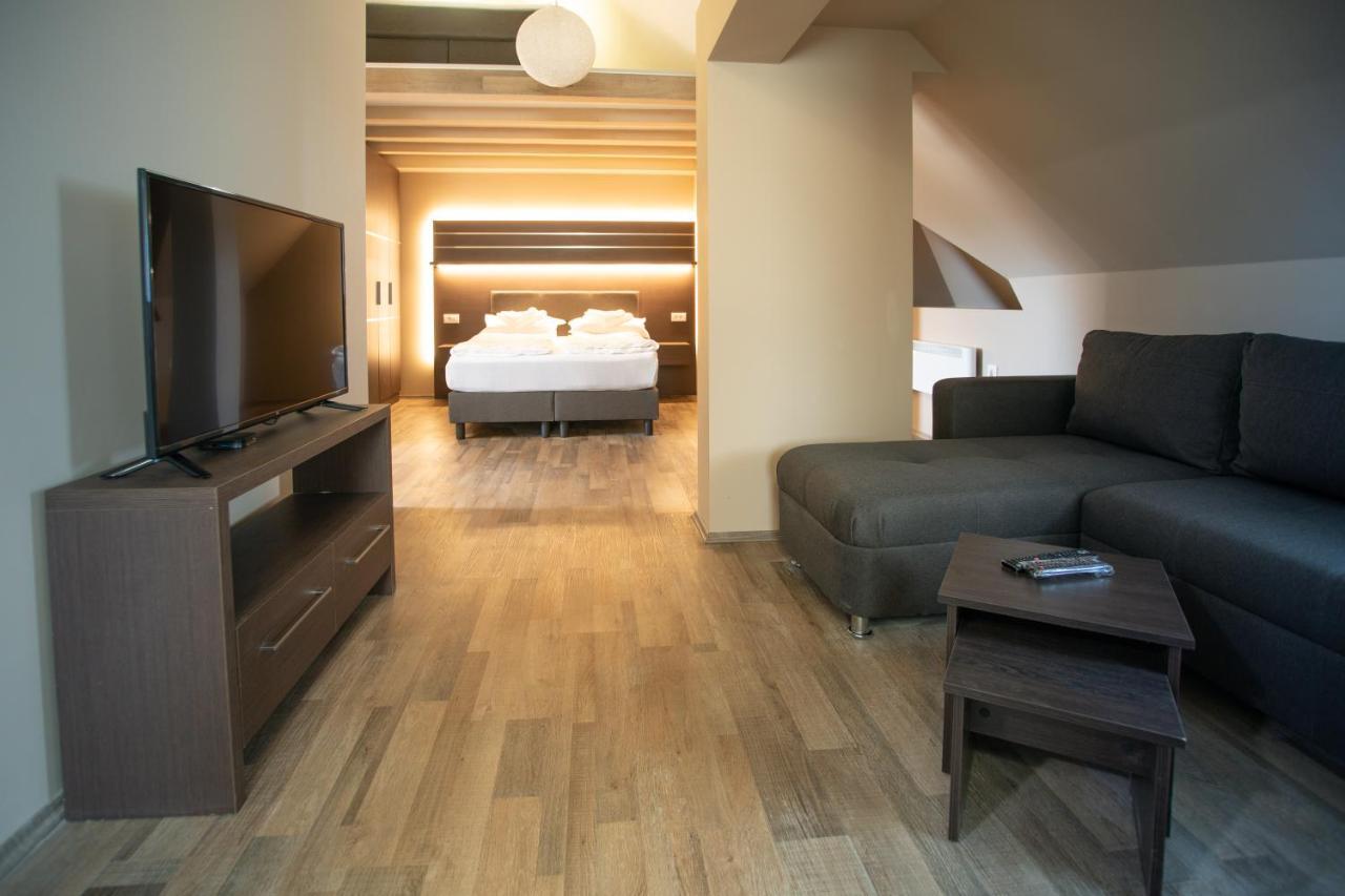 Belvedere Hills Luxury Apartments And Spa コパオニク エクステリア 写真