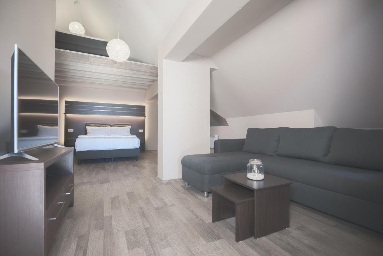 Belvedere Hills Luxury Apartments And Spa コパオニク エクステリア 写真